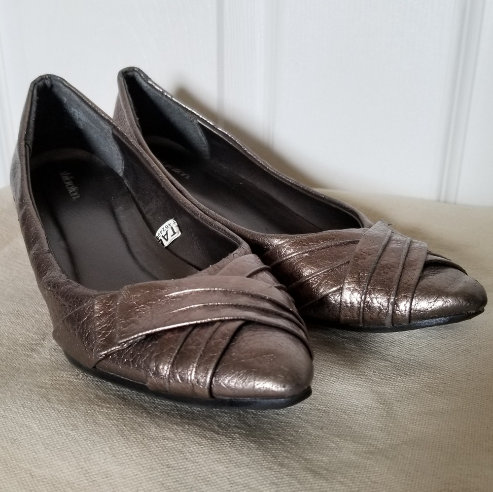 Silver Xhilaration kitten wedges